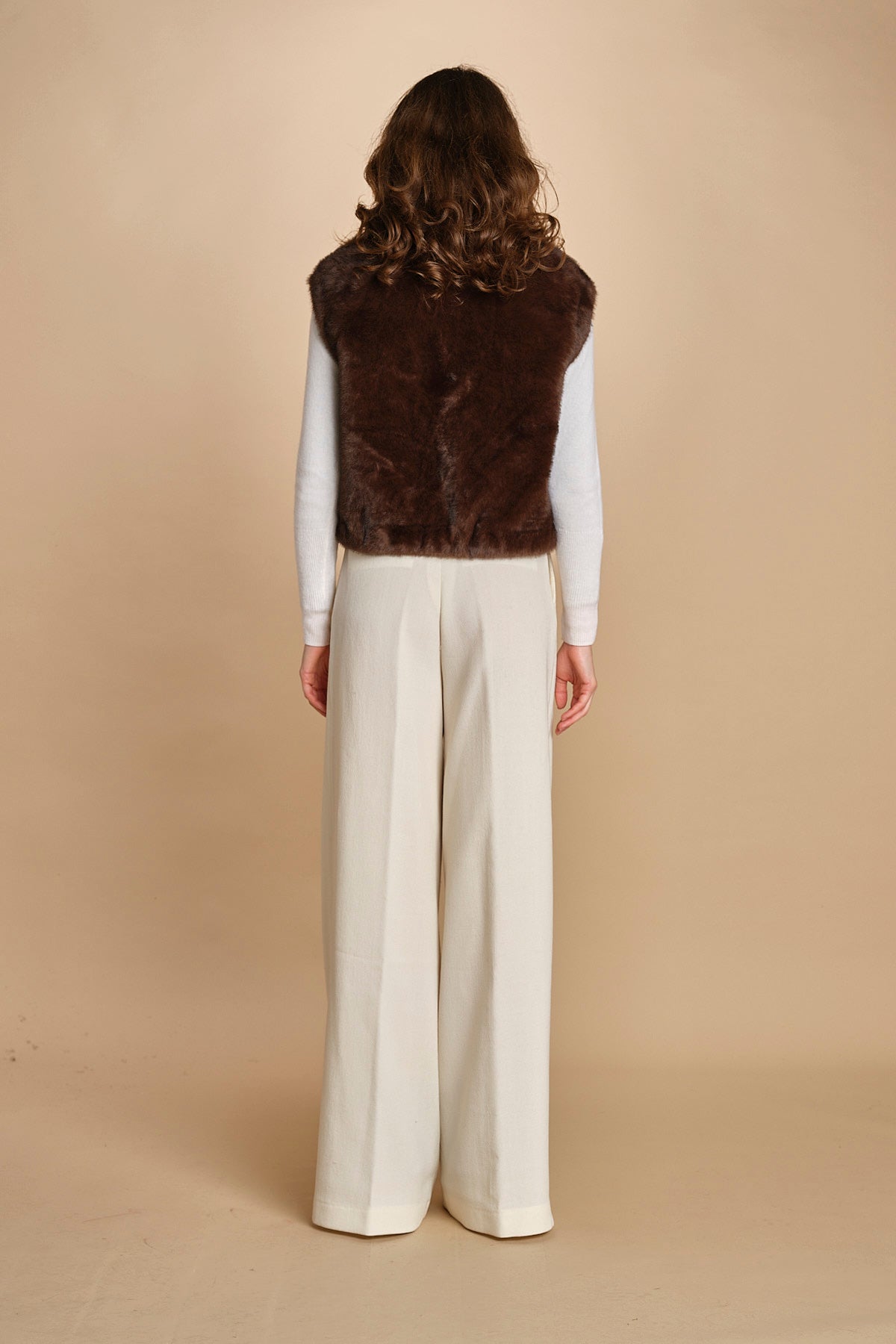 gilet in ecofur. GABI MARRON giovanni paris 
