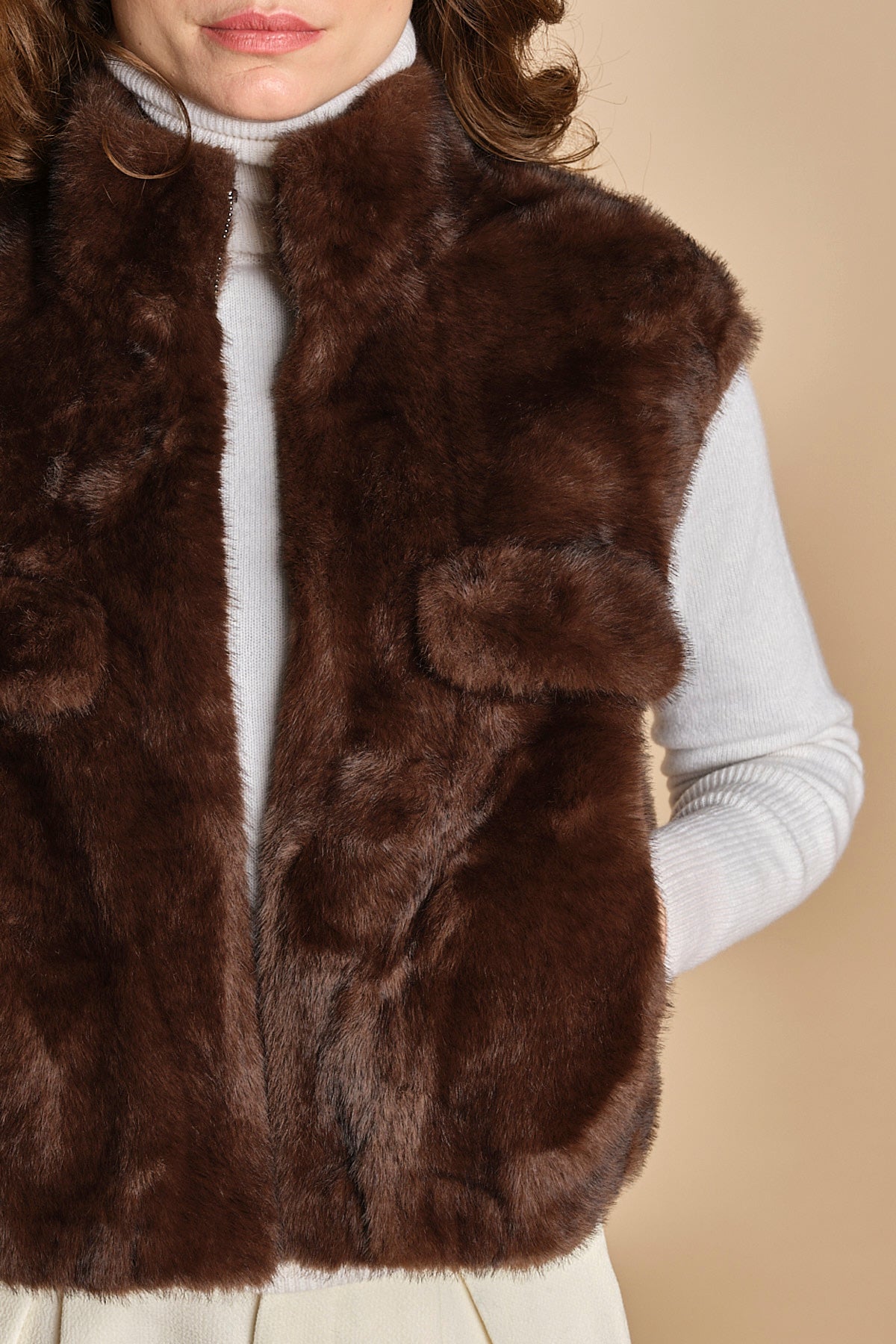 gilet in ecofur. GABI MARRON giovanni paris 
