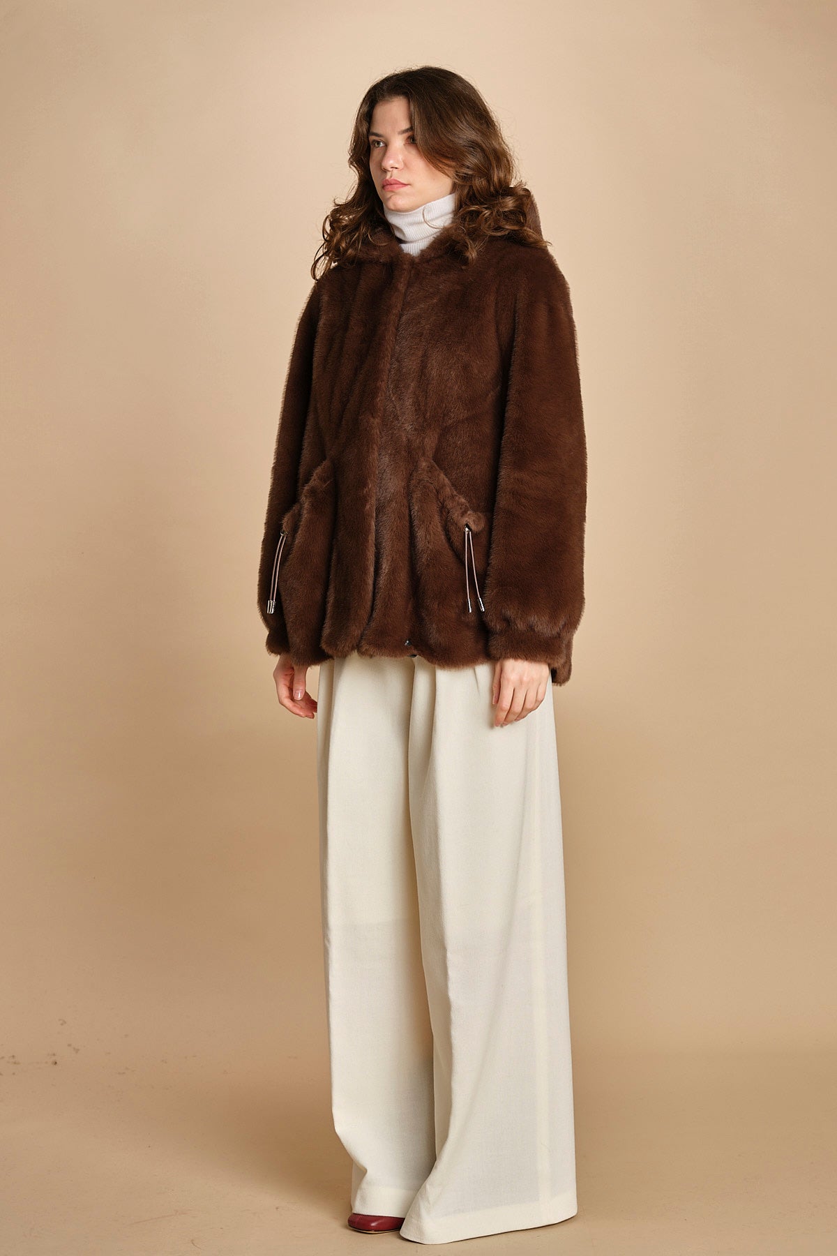 parka ecofur. SELENA MARON giovanni paris 