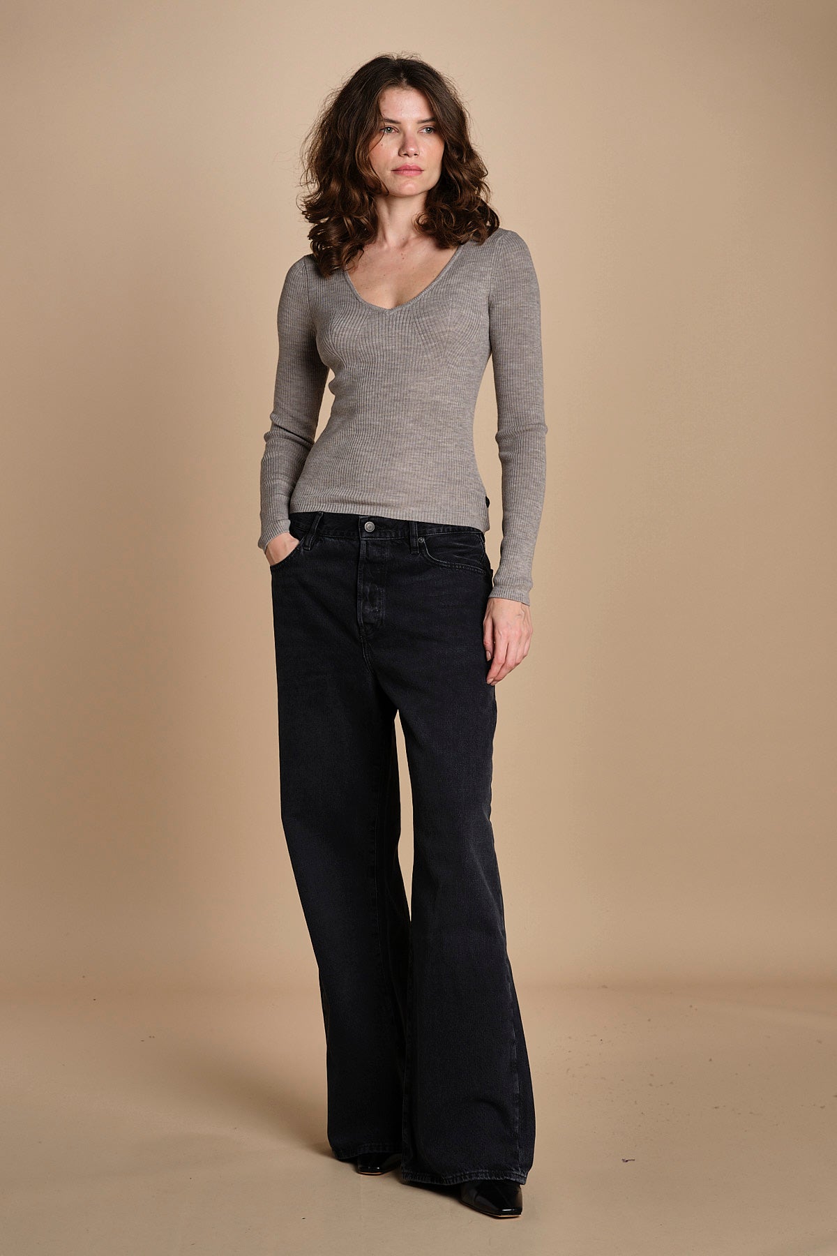 maglia scollo a v NOVA KNIT BLOUSE LIGHT TAUBE herskind 