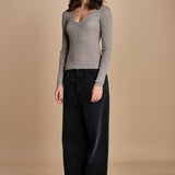 maglia scollo a v NOVA KNIT BLOUSE LIGHT TAUBE herskind 