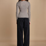 maglia scollo a v NOVA KNIT BLOUSE LIGHT TAUBE herskind 