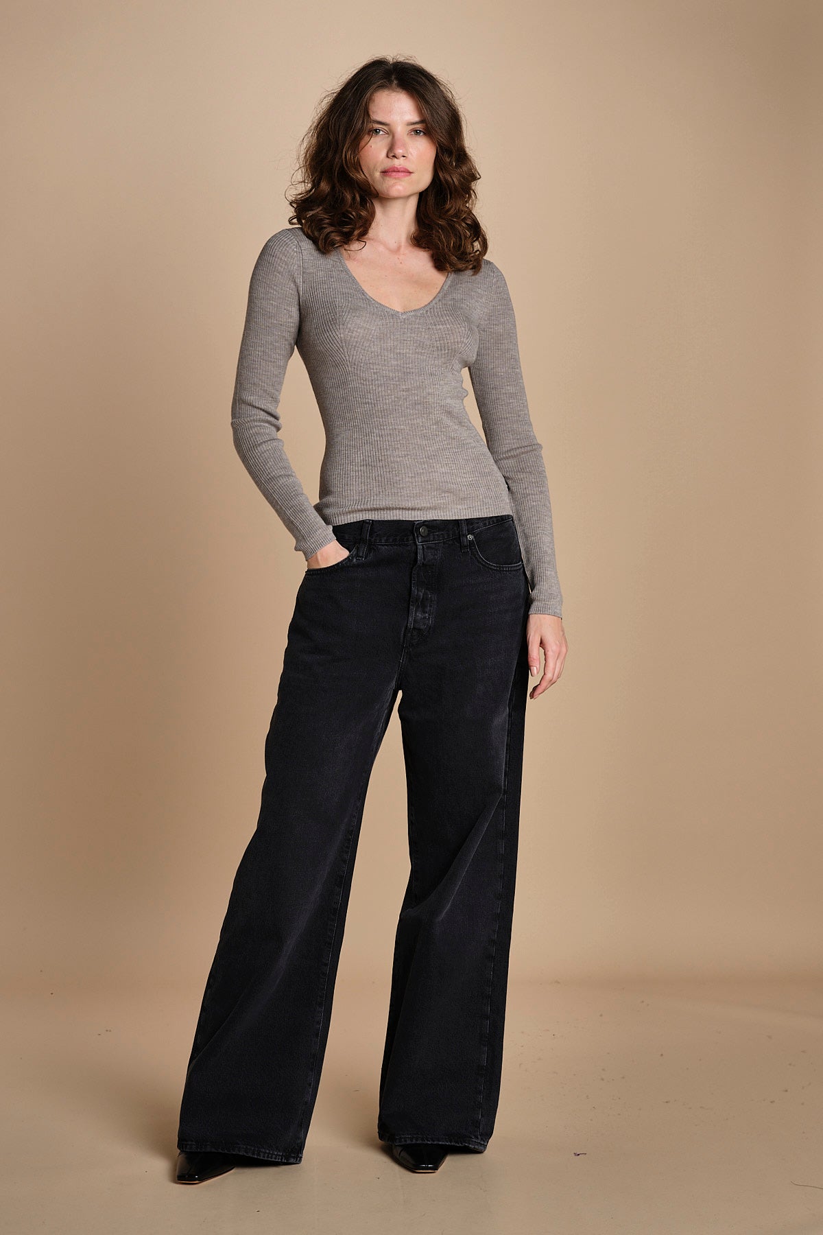 maglia scollo a v NOVA KNIT BLOUSE LIGHT TAUBE herskind 