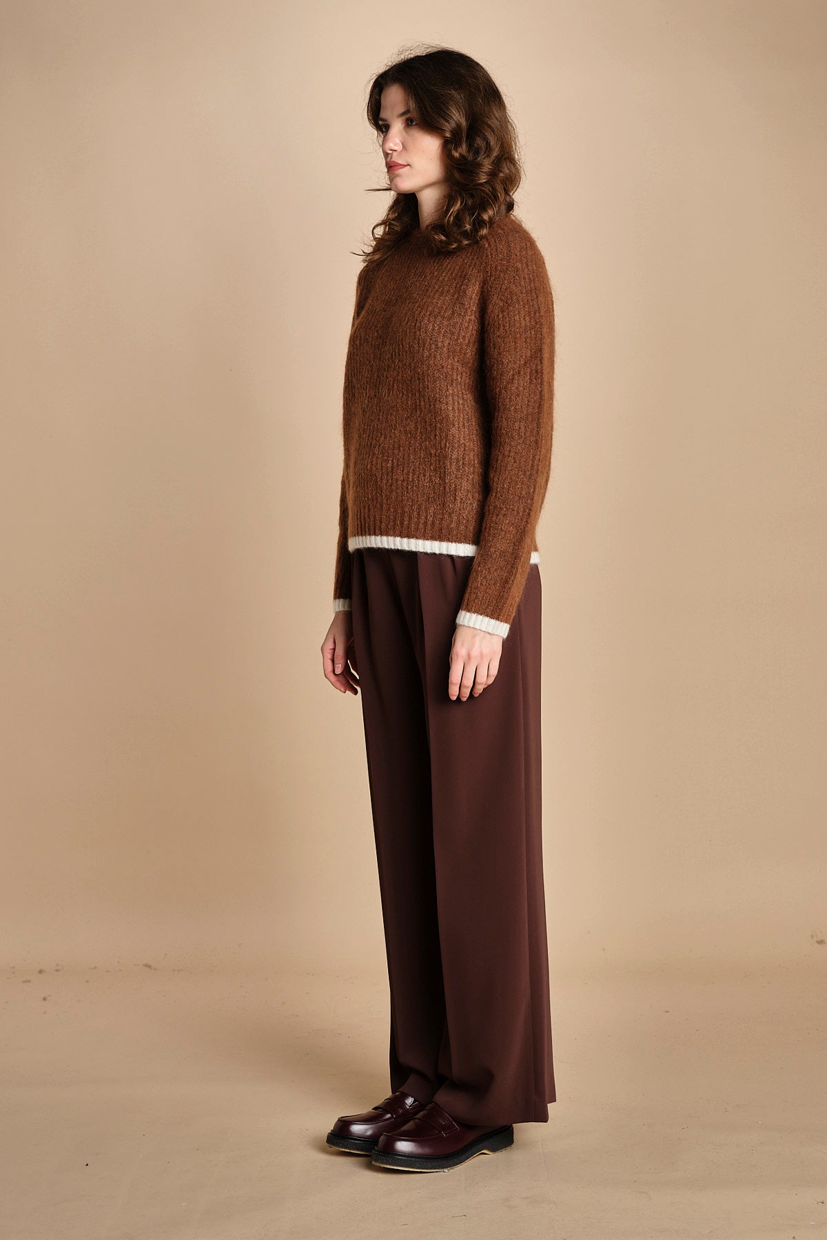 maglia a coste in mohair 15K106WM005 P661 VICUNA ines de la fressange 