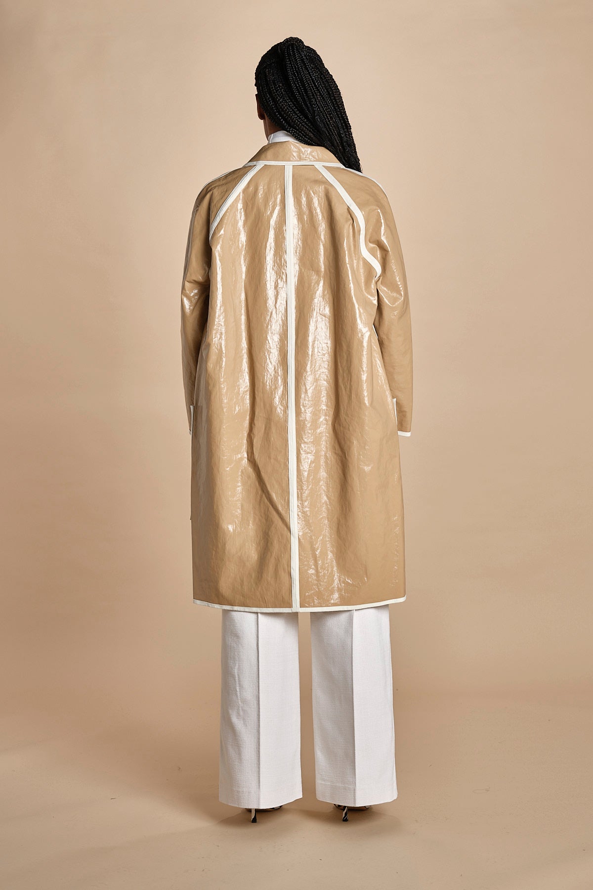 impermeabile profilato AW22MO1-COL LY93 BEIGE martin grant 