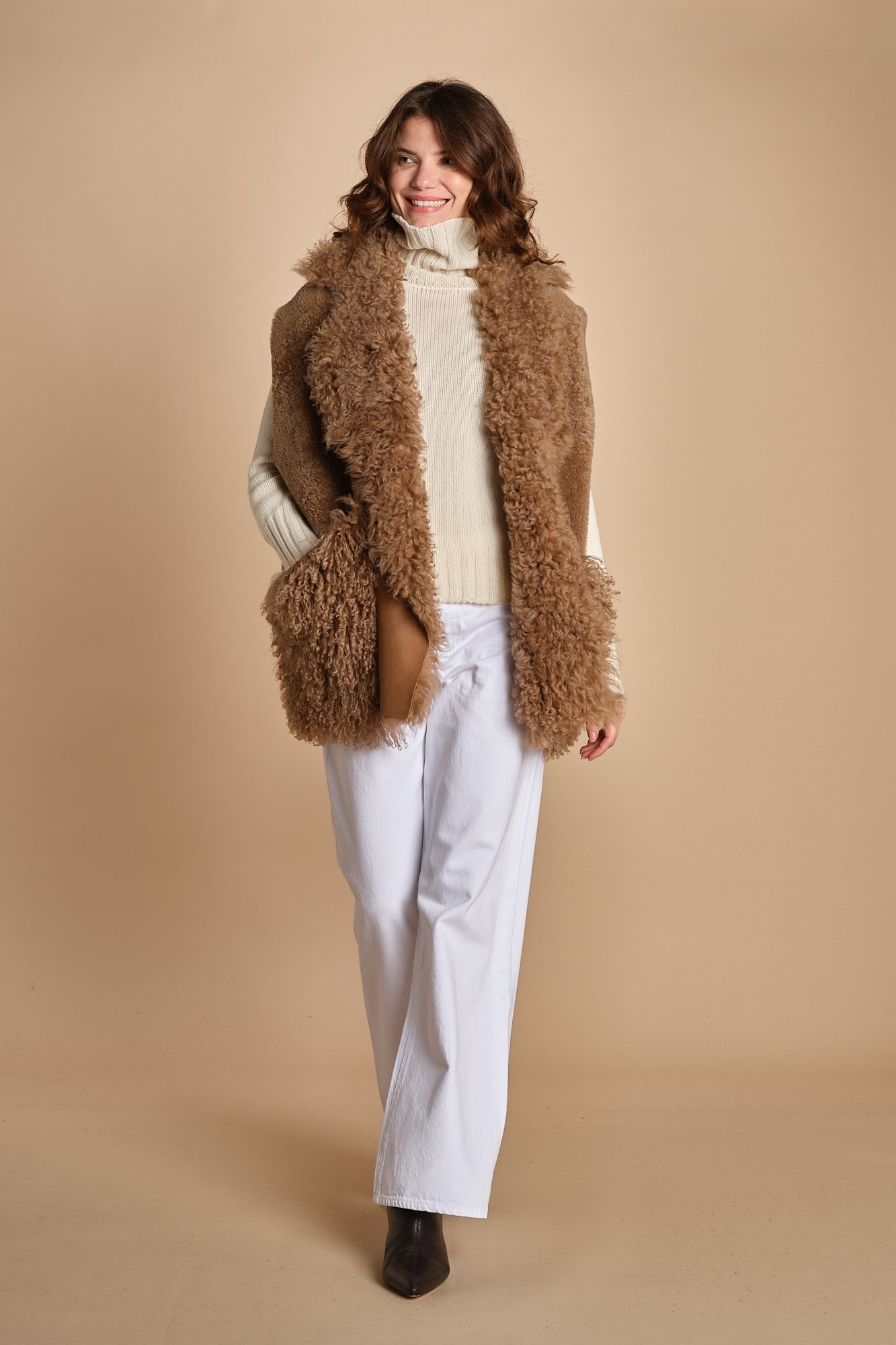 021 gilet montone 25021-302 MASTICE milaura 