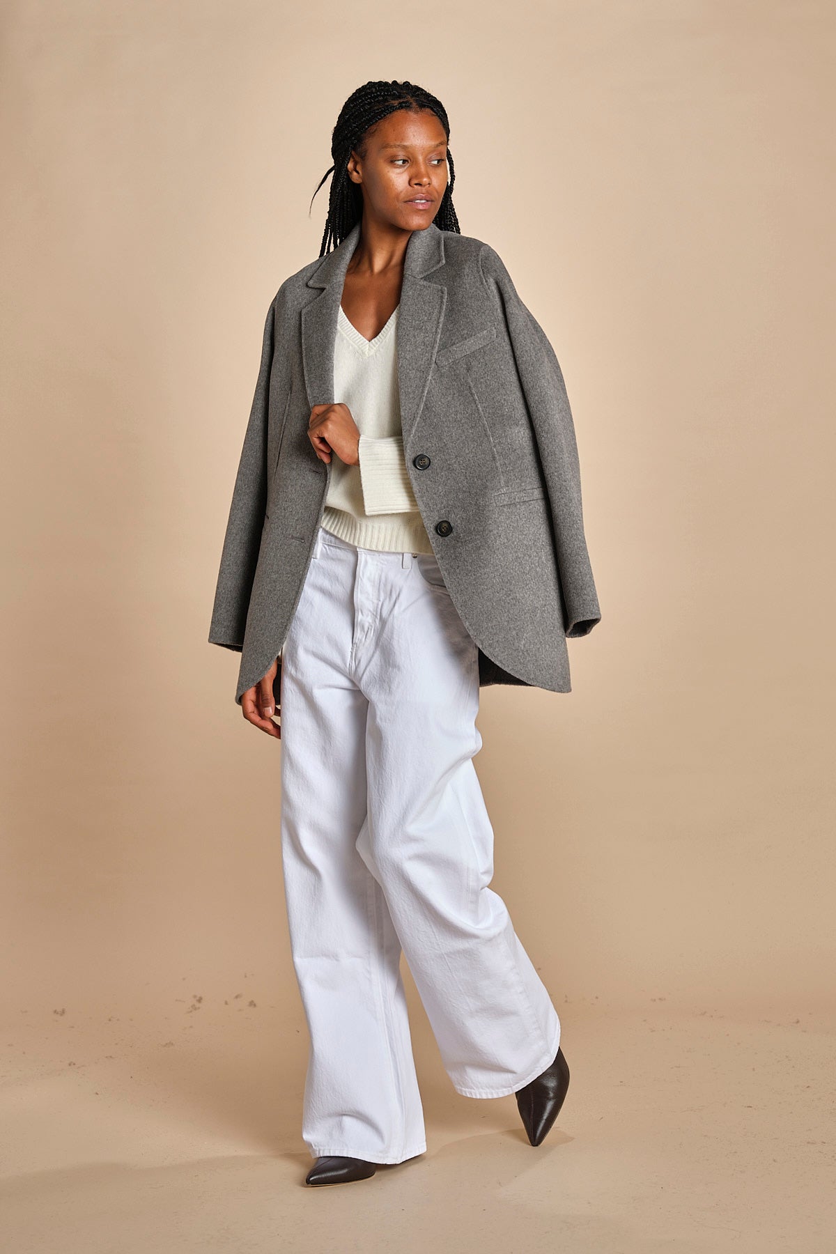 maglia con scollo a v e manica a campana by milaura. D2500894 29001 BIANCO milaura 
