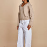 maglia con scollo a v e manica a campana by milaura. D2500894 806 CUMINO milaura 