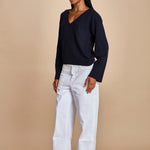 maglia con scollo a v e manica a campana by milaura. D2500894 866 BLU milaura 