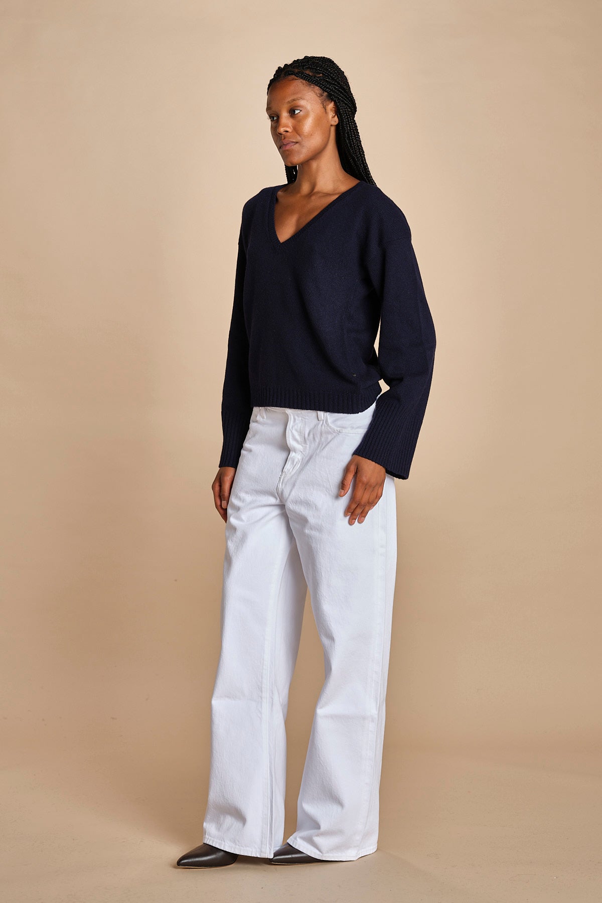 maglia con scollo a v e manica a campana by milaura. D2500894 866 BLU milaura 