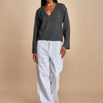 maglia con scollo a v e manica a campana by milaura. D2500894 871 GRIGIO milaura 