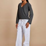maglia con scollo a v e manica a campana by milaura. D2500894 871 GRIGIO milaura 