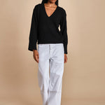 maglia con scollo a v e manica a campana by milaura. D2500894 872 NERO milaura 