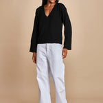 maglia con scollo a v e manica a campana by milaura. D2500894 872 NERO milaura 