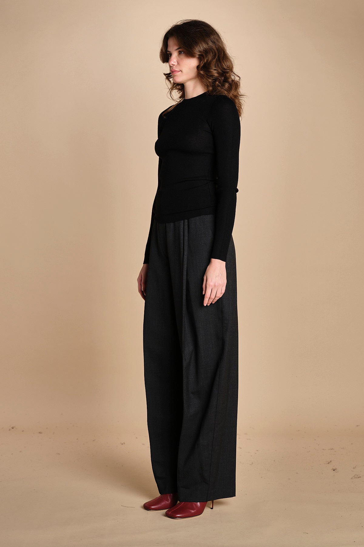 girocollo a costine manica luna in lana merino LAU30 E14035 NERO milaura 