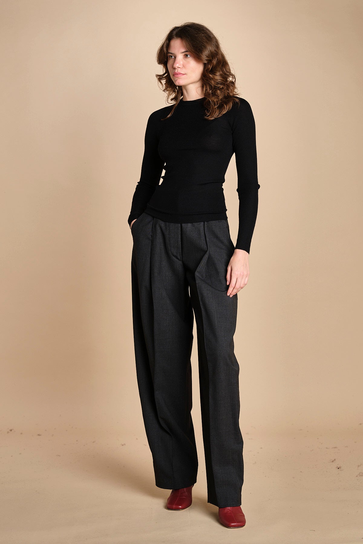 girocollo a costine manica luna in lana merino LAU30 E14035 NERO milaura 