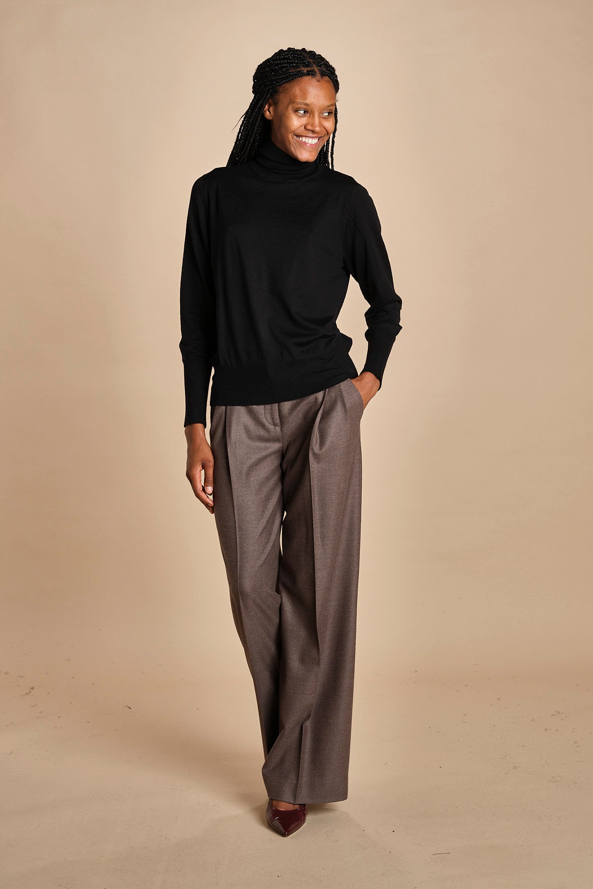 dolcevita over in lana merinos MIL LAU5 E14035 NERO milaura 