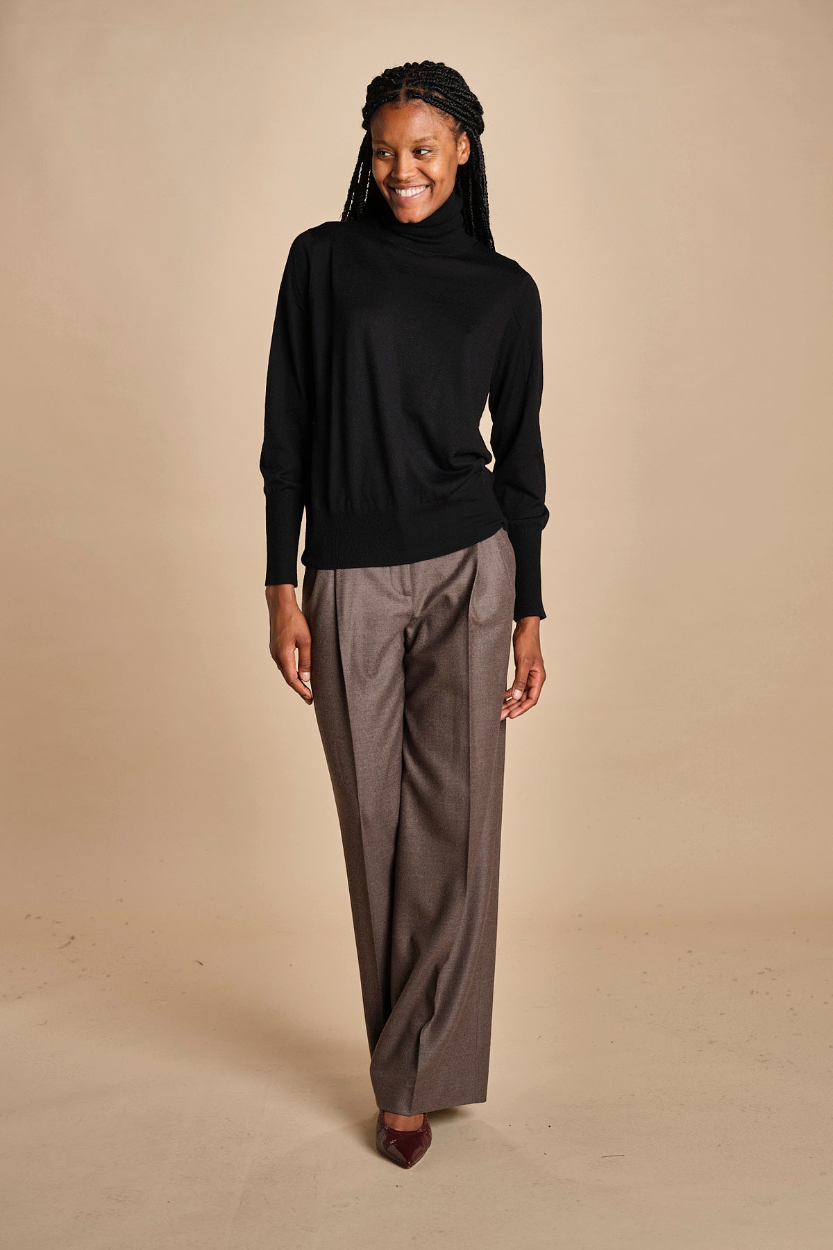dolcevita over in lana merinos MIL LAU5 E14035 NERO milaura 