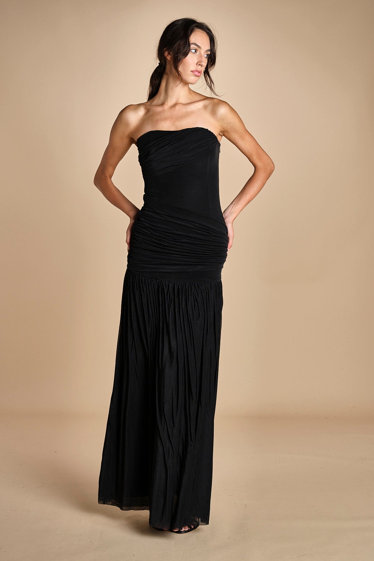 abito bustier e tulle. DR226 BLACK misha 