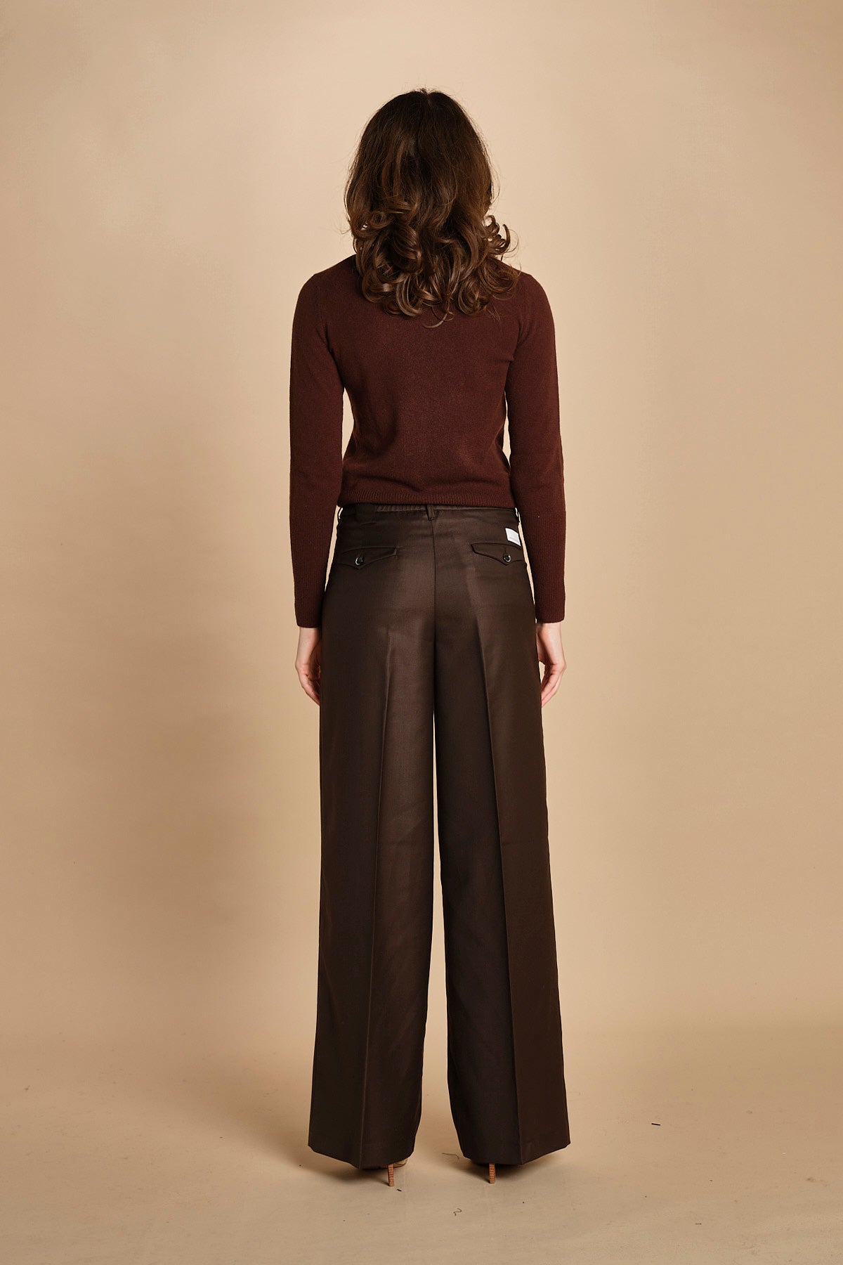 pantalone a vita bassa con elastico in lana e seta. ASTRID STR02 MORO nine in the morning 
