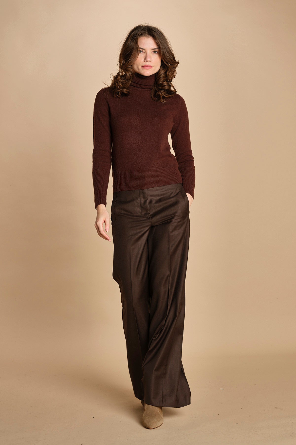 pantalone a vita bassa con elastico in lana e seta. ASTRID STR02 MORO nine in the morning 
