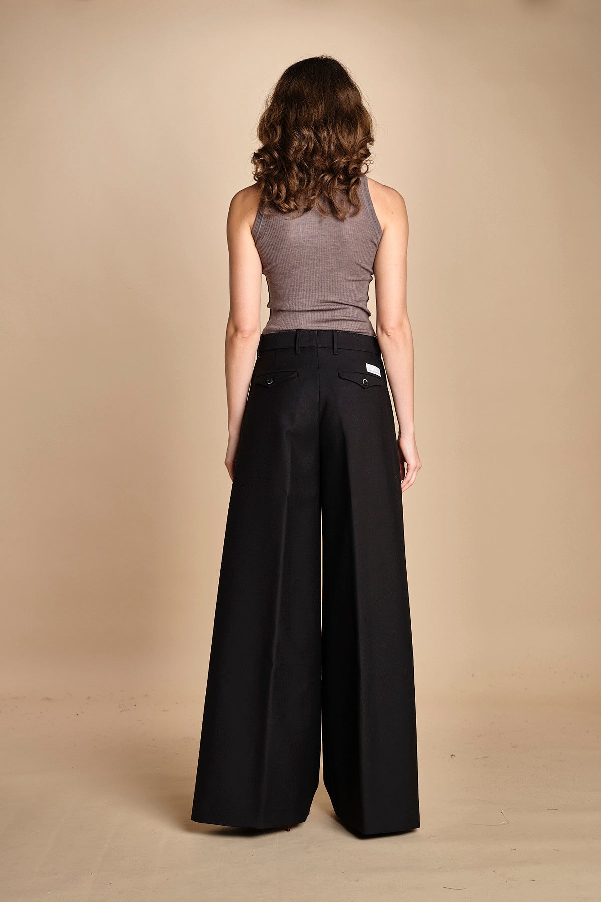 pantalone con nervature. ORIANNA ORN01 NERO nine in the morning 