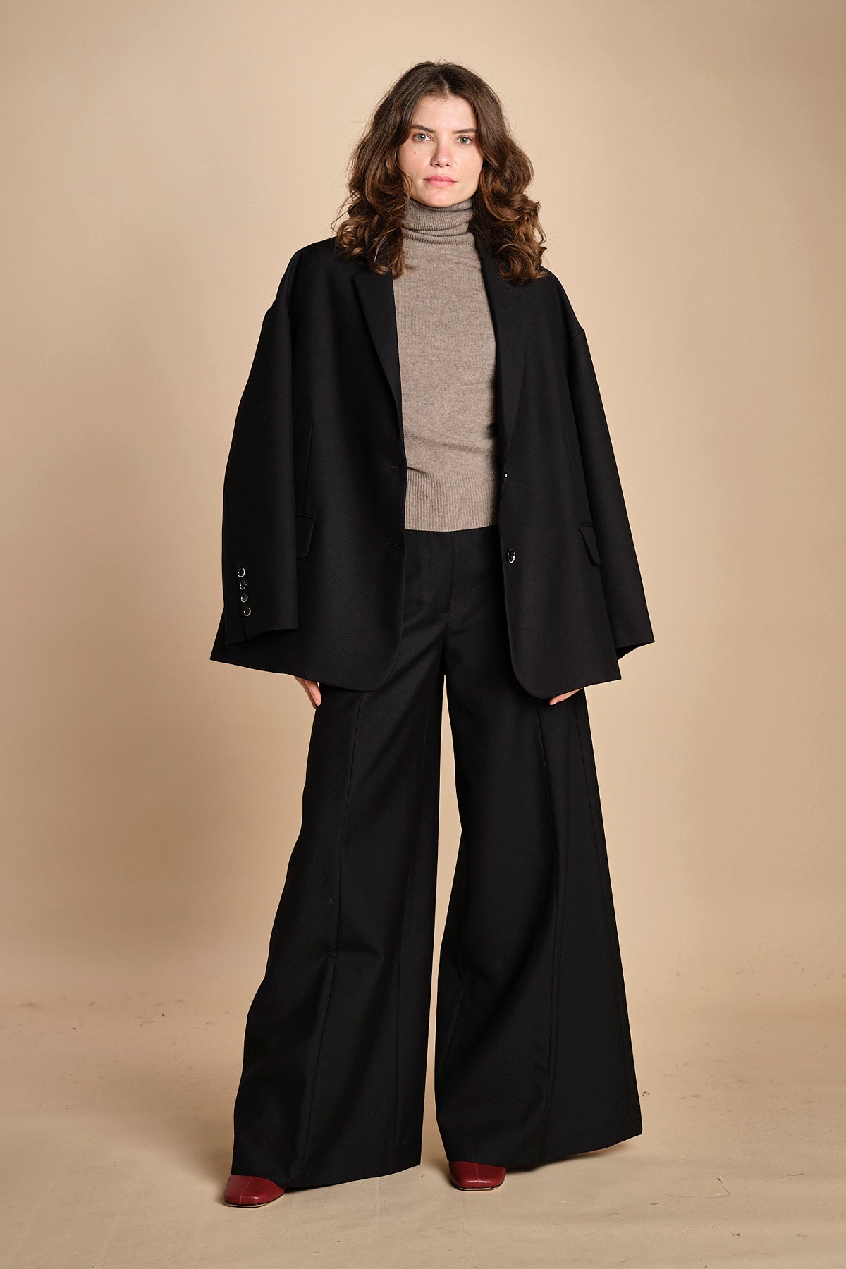 pantalone con nervature. ORIANNA ORN01 NERO nine in the morning 