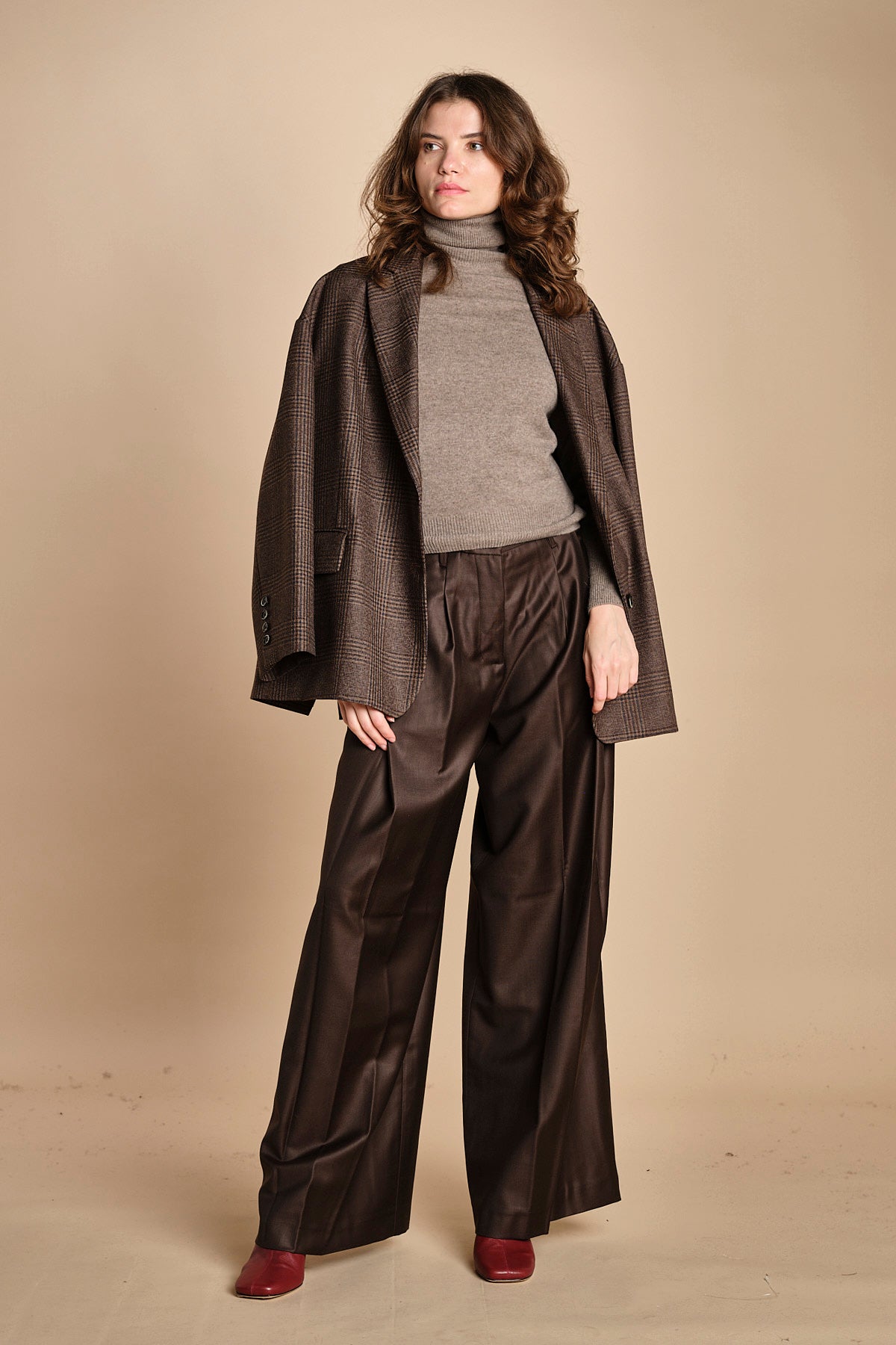 pantalone due pinces lana e seta. PETRA PE80 MORO nine in the morning 
