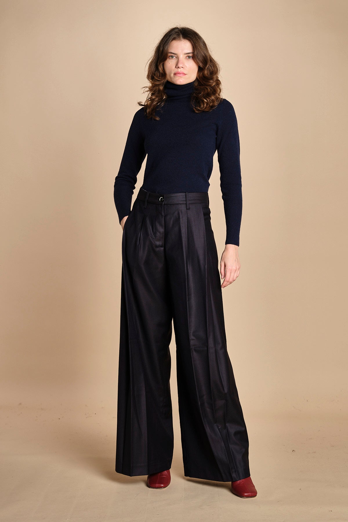 pantalone due pinces lana e seta. PETRA PE80 NAVY nine in the morning 