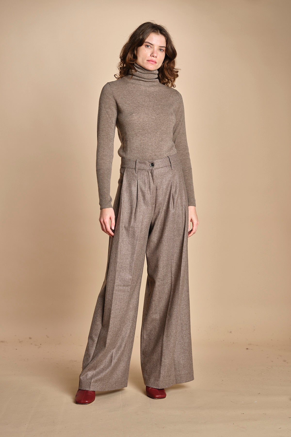 pantalone due pinces lana e seta. PETRA PE81 RES MA nine in the morning 