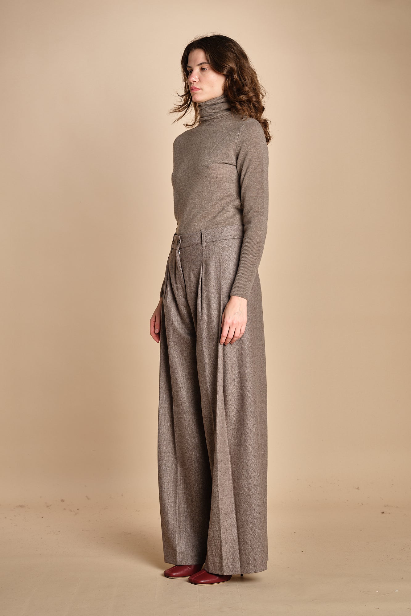 pantalone due pinces lana e seta. PETRA PE81 RES MA nine in the morning 