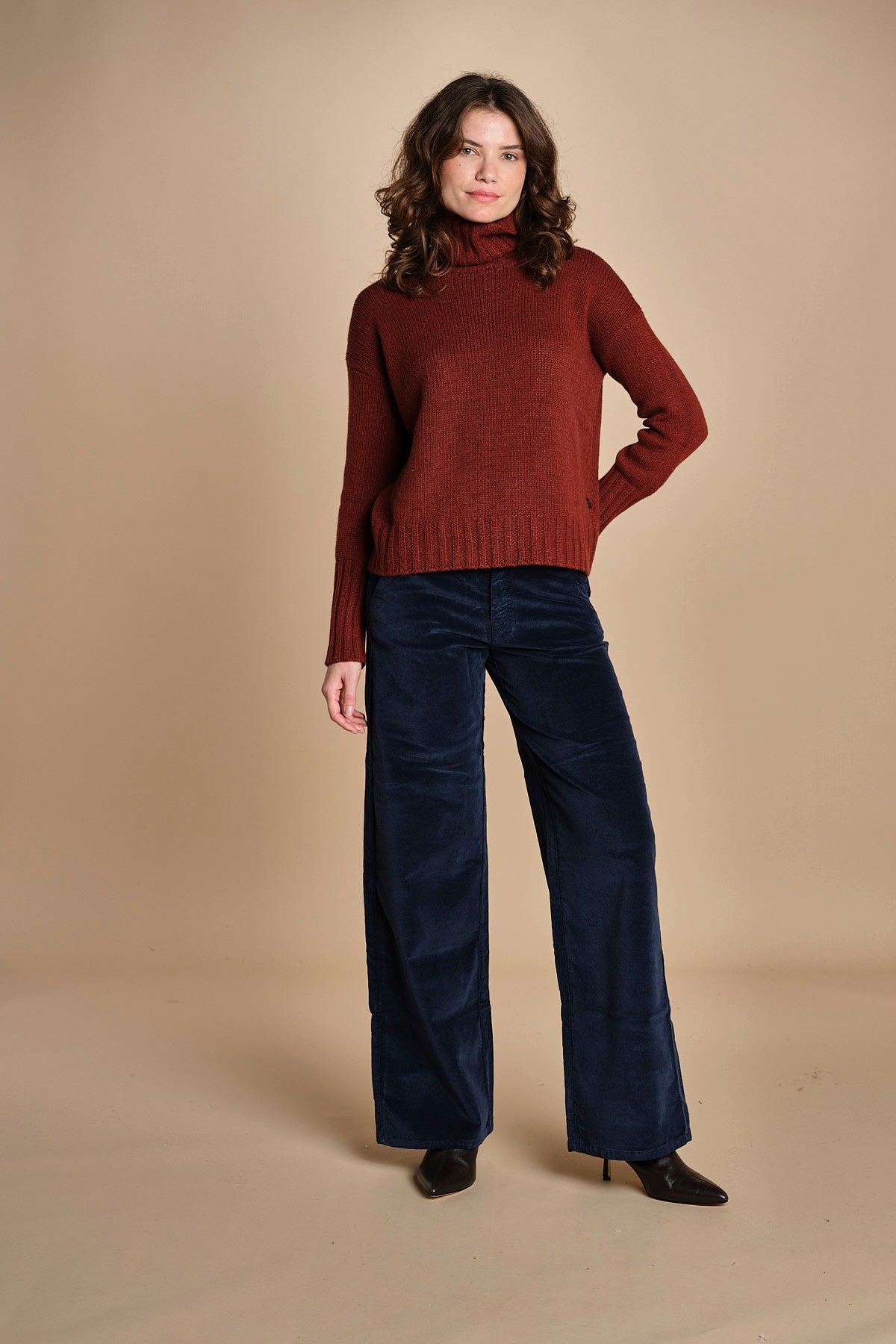 73% COTONE 25% TENCEL 2% ELASTAN LILY XV01 040 BLU NOTTE ps don't forget me 