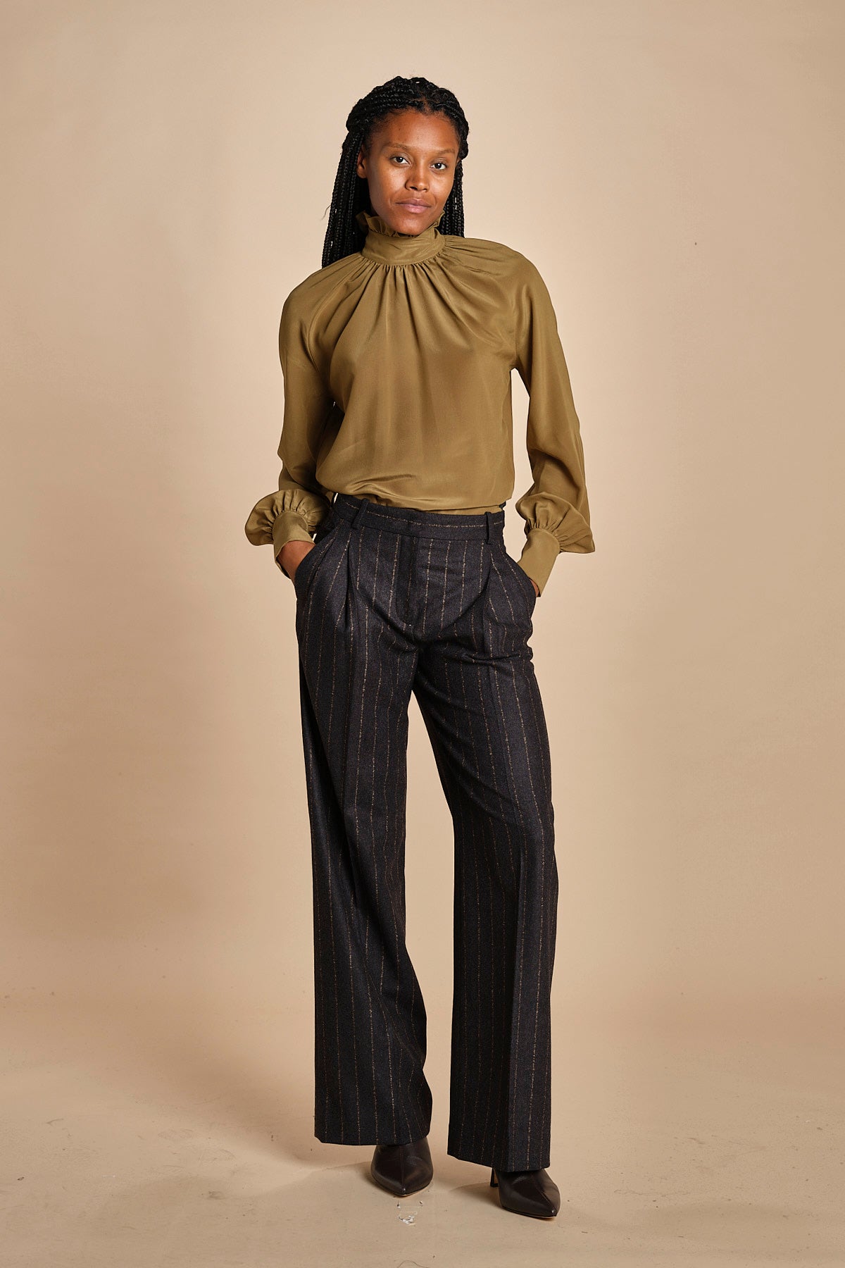 pantalone gessato con pinces MAFALDA 357507146 73 quelledue 