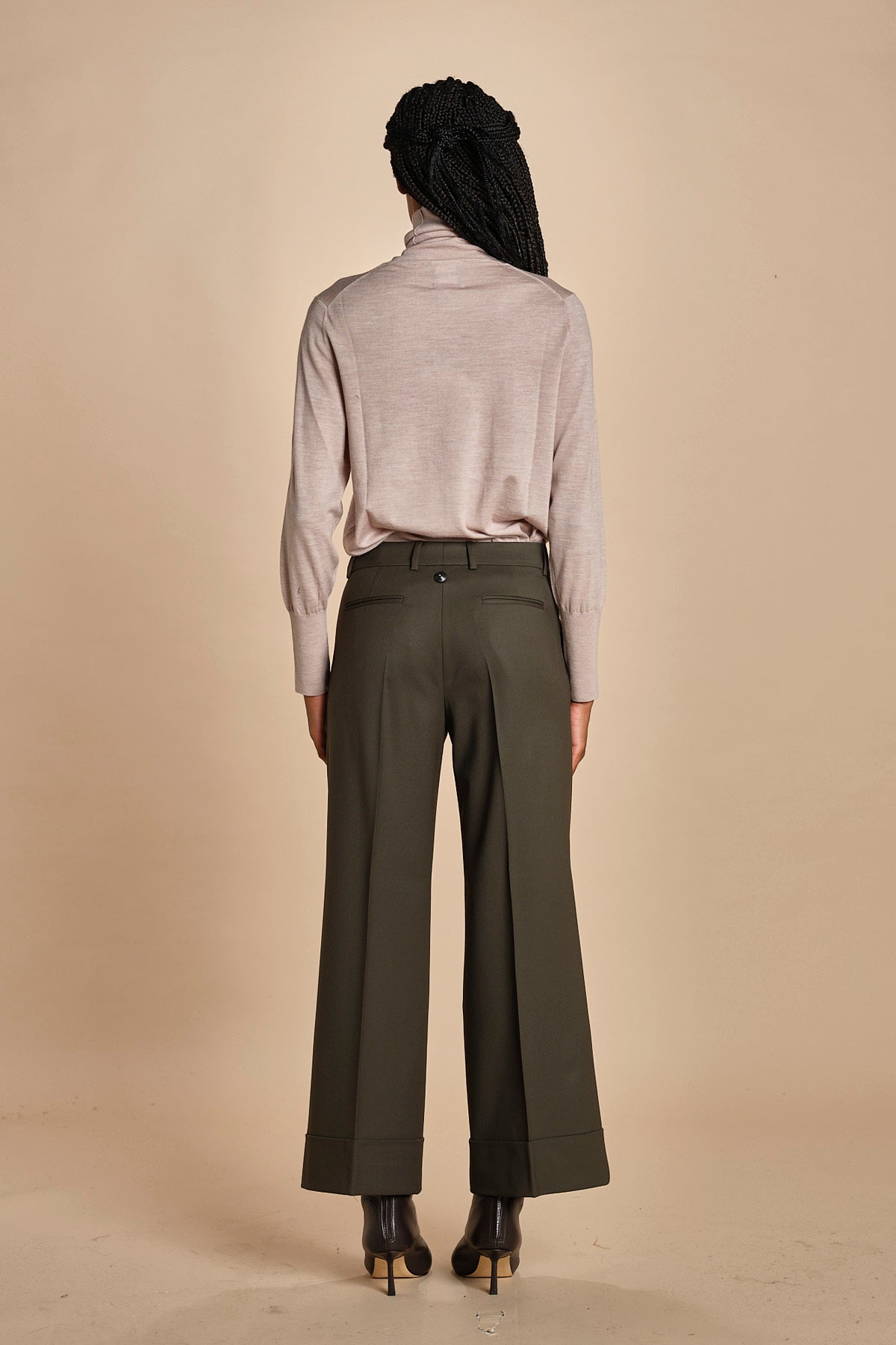 pantalone cropped con risvolto in gabardina MELODIA 652339 44 quelledue 