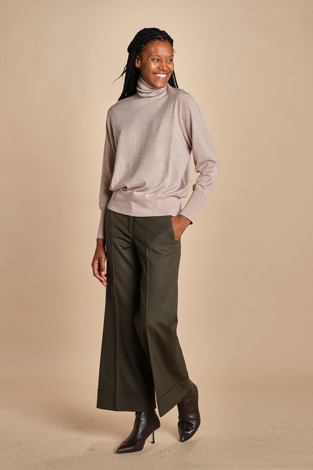 pantalone cropped con risvolto in gabardina MELODIA 652339 44 quelledue 
