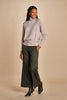 pantalone cropped con risvolto in gabardina