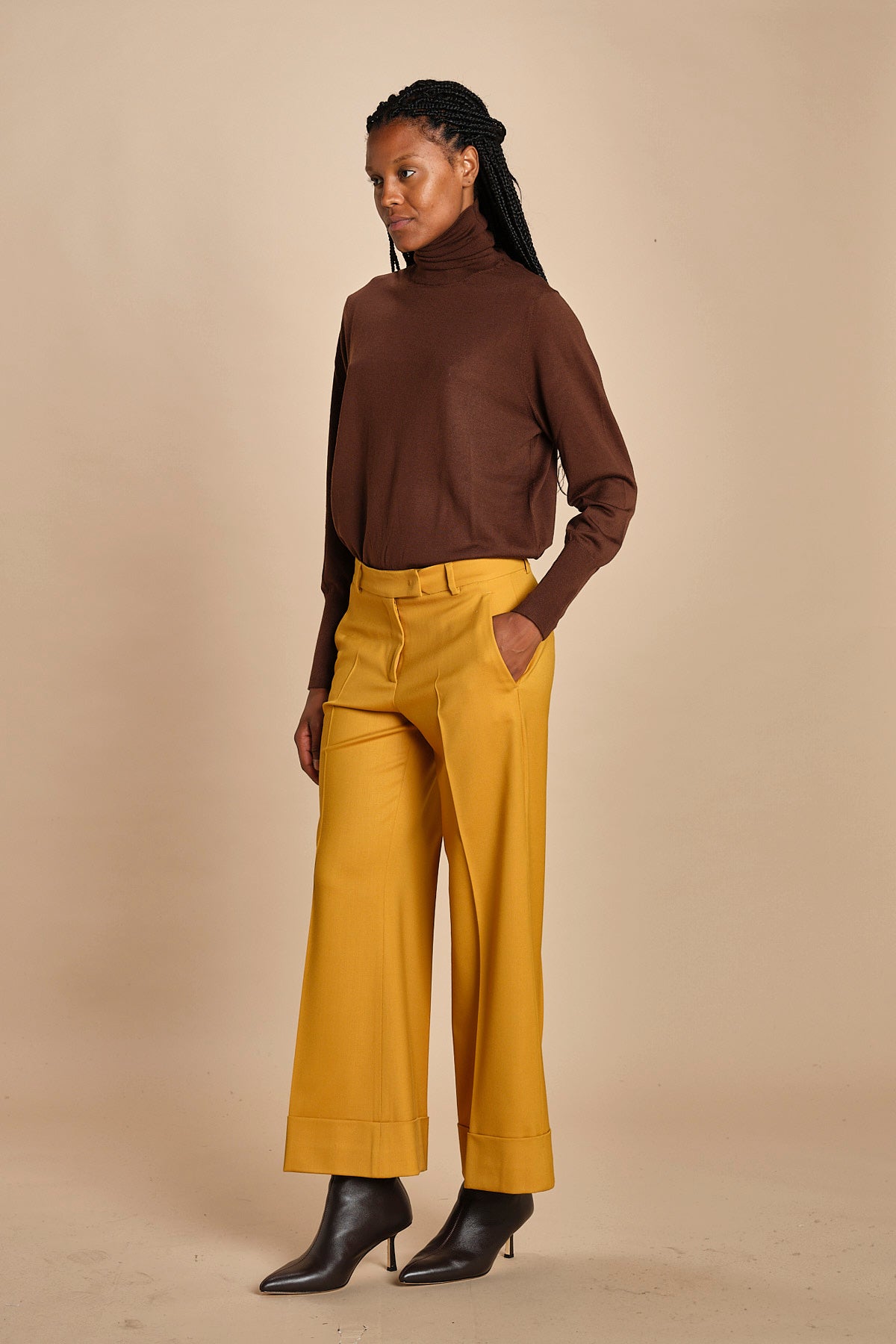 pantalone cropped con risvolto in gabardina MELODIA 652339 45 quelledue 