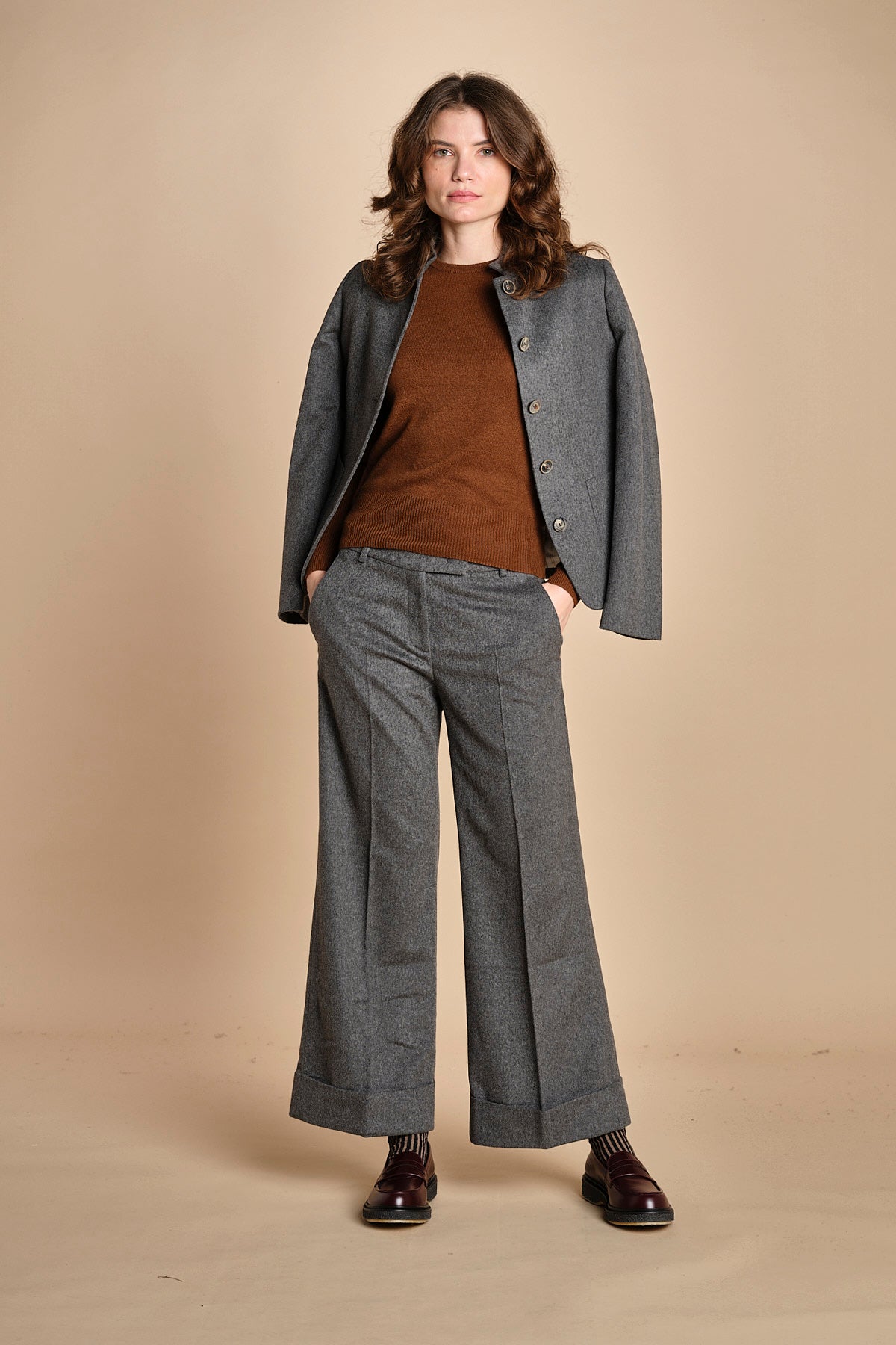 pantalone cropped con risvolto MELODIA 652923 50 quelledue 