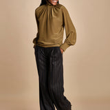 camicia collo alto in seta VITTORIA 22209712 19 quelledue 