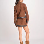 giacca in camoscio con chiusura in ottone 12093-19 TOBACCO retrofete 