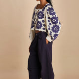 top manica lunga con fiori grandi CATRINE 007 BLUE BLUE sea ny 