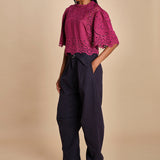 camicia girocollo con fiori intarsiati. LULA 016 JAM sea ny 
