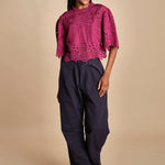 camicia girocollo con fiori intarsiati. LULA 016 JAM sea ny 