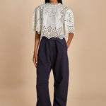 camicia girocollo con fiori intarsiati. LULA 016 WHITE sea ny 