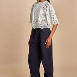camicia girocollo con fiori intarsiati. LULA 016 WHITE sea ny 