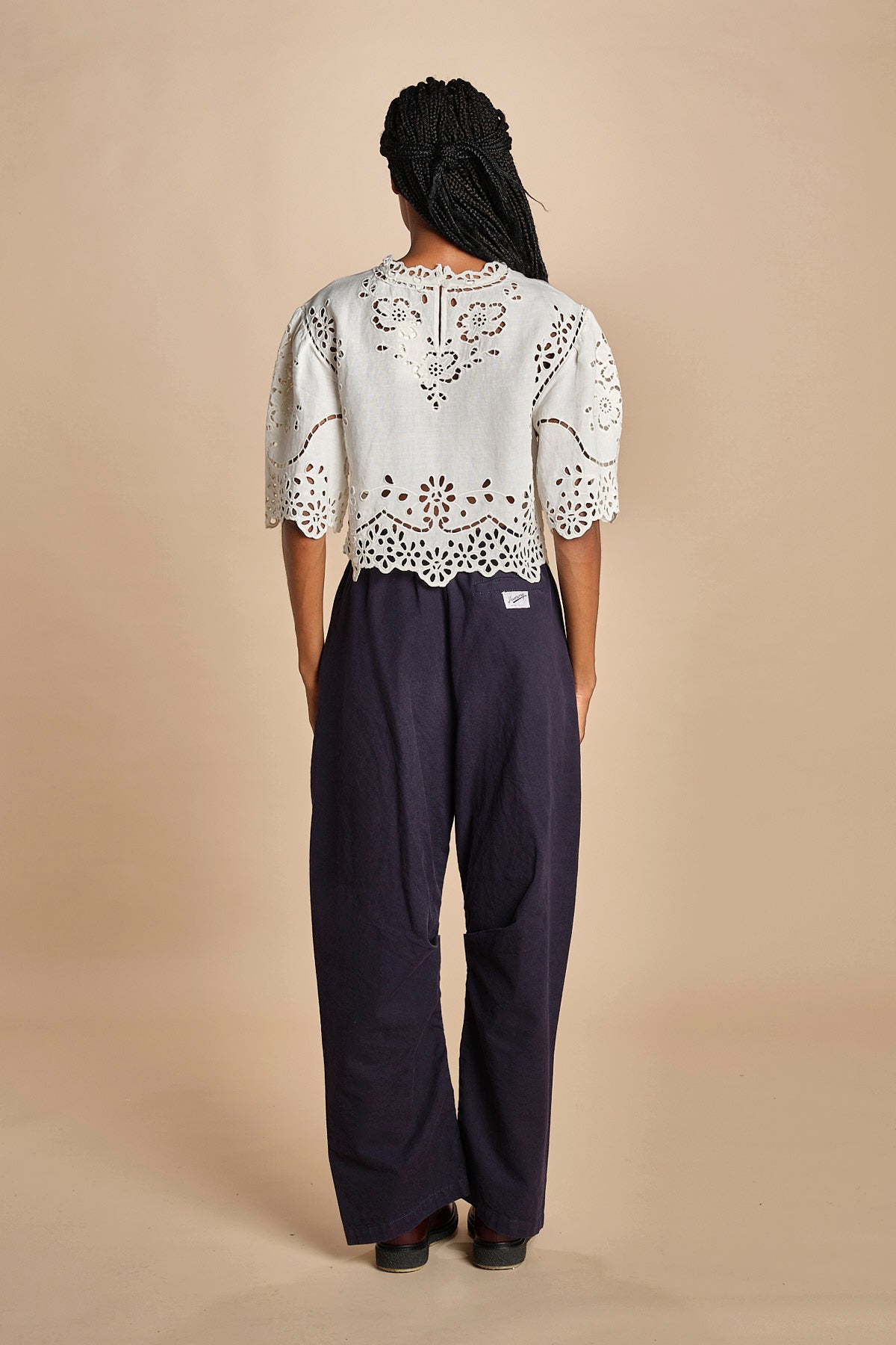 camicia girocollo con fiori intarsiati. LULA 016 WHITE sea ny 