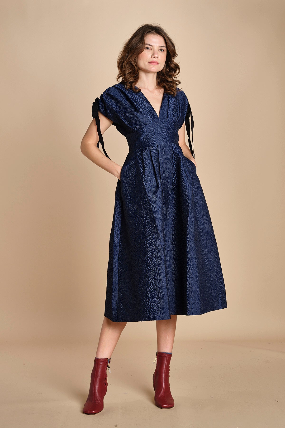 abito midi in tessuto goffrato FAYETTA  035 NAVY sea ny 