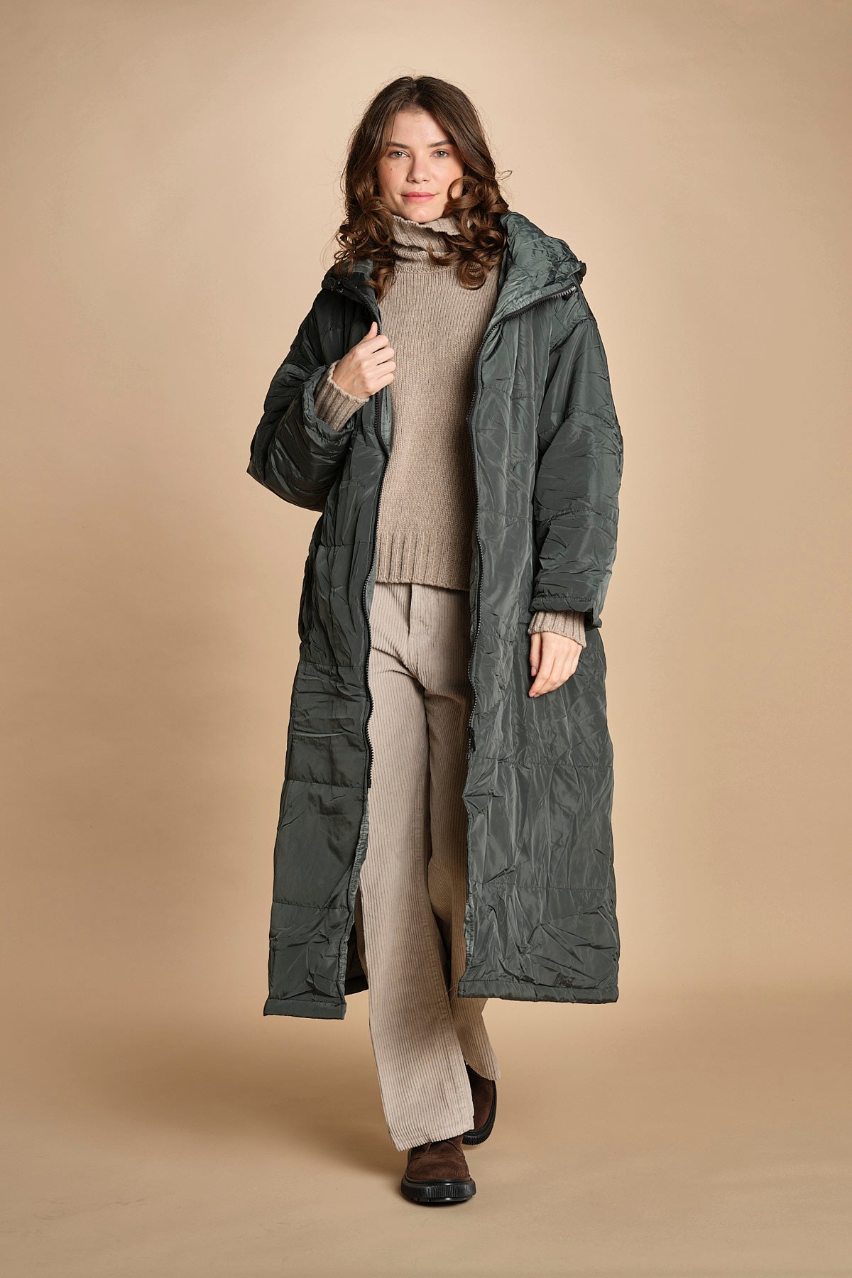 piumino lungo. 90110 FOREST sittingsuit 