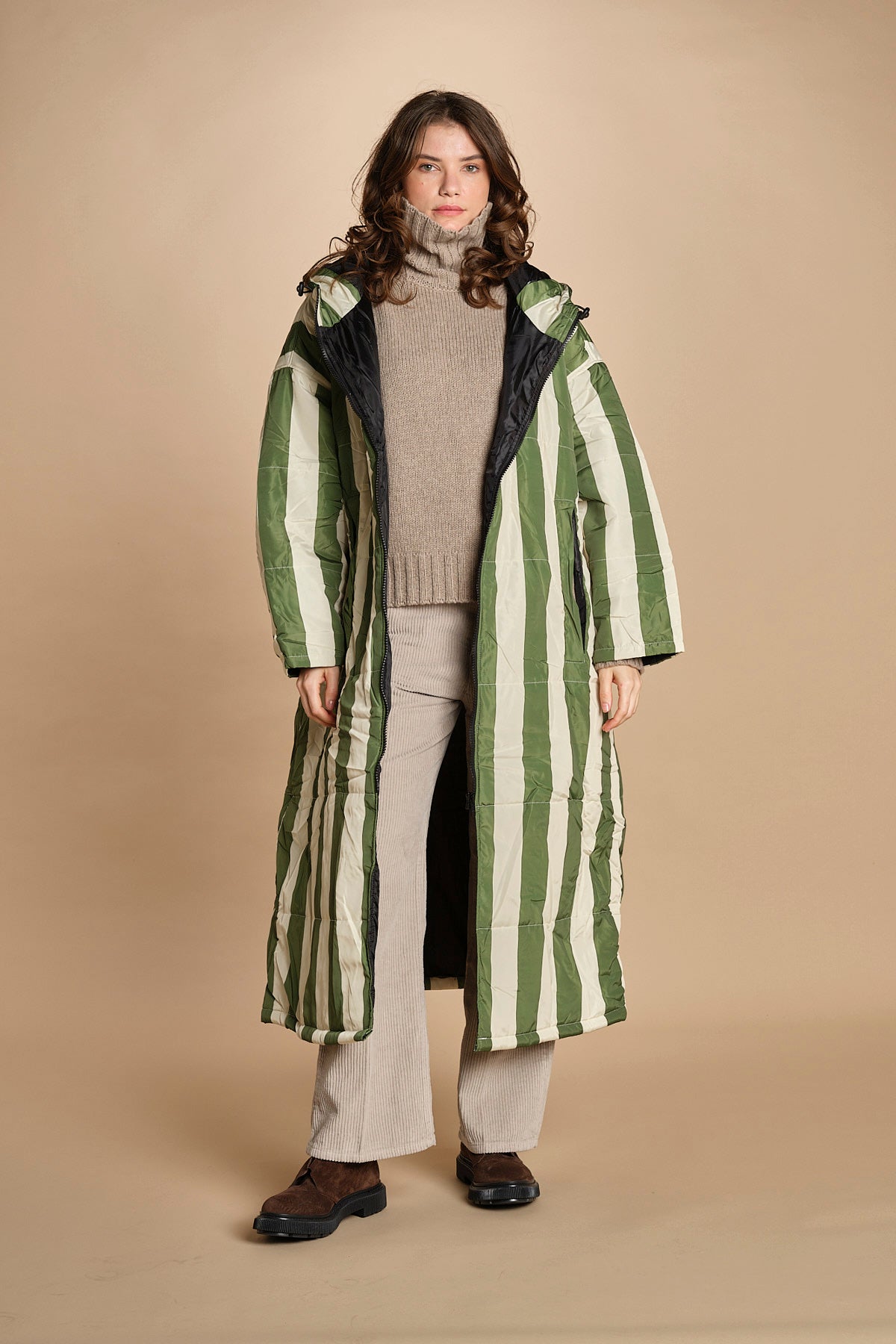 piumino lungo. 90110 SANTORINI RIGHE sittingsuit 