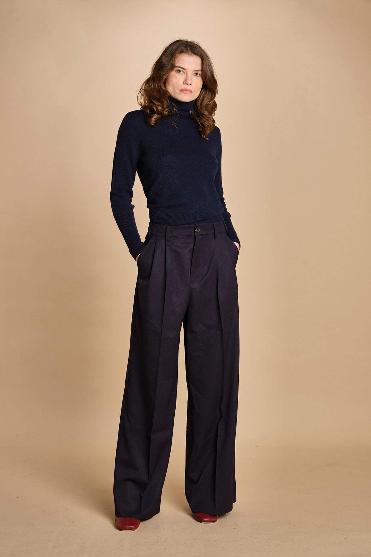 pantalone con 2 pinces ed elastico. PAN0241 BLE1935W soeur 